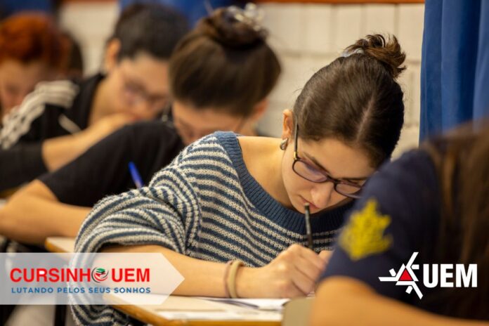 Cursinho da UEM abre 120 vagas gratuitas para o segundo semestre