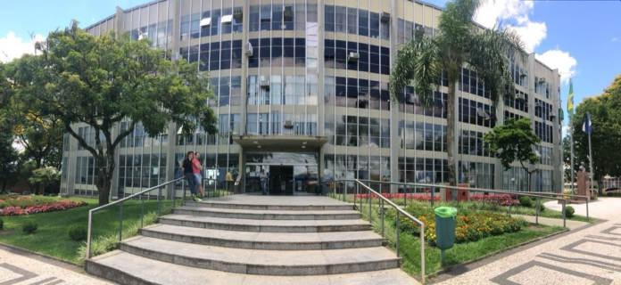 Prefeitura avisa: prazos de inscrição em concursos públicos estão acabando