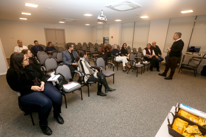 Servidores da Perícia e IPMC aprendem sobre aposentadoria especial em Curitiba