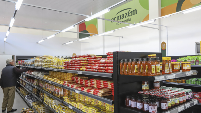 Armazéns da Família vendem pão, queijo e presunto com desconto até sábado