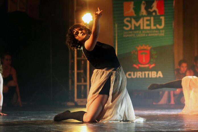 39 apresentações de dança no Memorial de Curitiba neste domingo