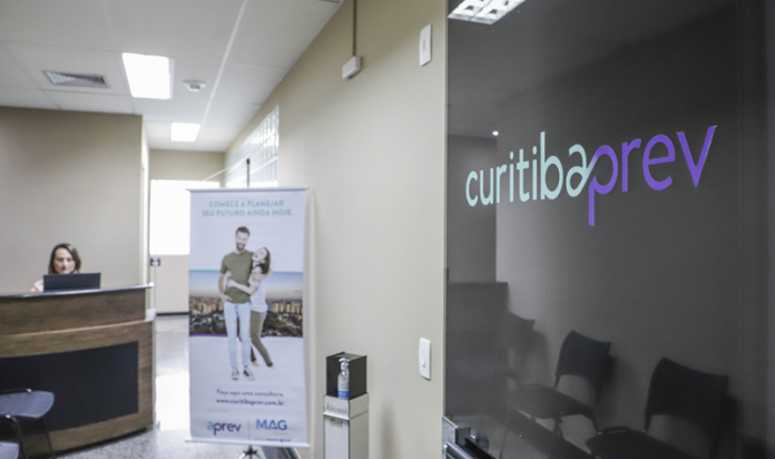 Fundo de previdência dos servidores de Curitiba chega a R$ 100 milhões