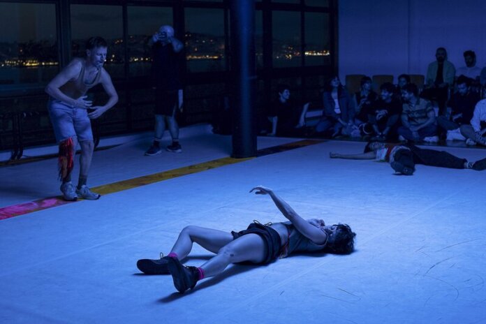 Espetáculo Chama Chama Chama traz dança coletiva à Casa Hoffmann neste sábado