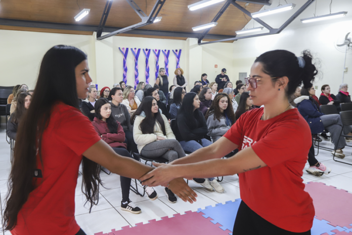Boqueirão recebe oficina de defesa pessoal e autoproteção para mulheres