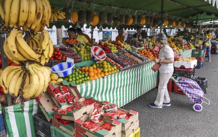 Feira Livre Flamboyant abre neste sábado na CIC com hortifrúti e gastronomia