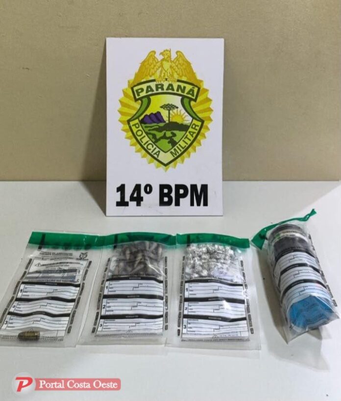 PM apreende cocaína, crack e munição no bairro Ipê em Medianeira