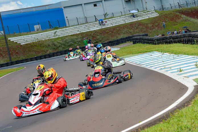 Final do Metropolitano de Kart em Cascavel neste sábado com títulos em aberto