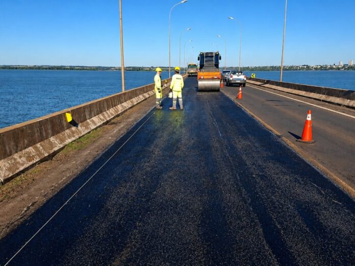 Obras alteram trânsito em rodovias do Paraná na segunda-feira