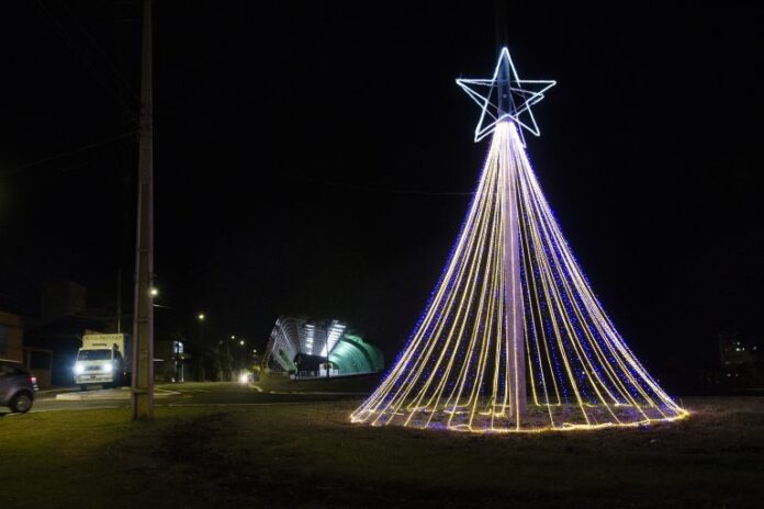 Cambé abre sete rotatórias para patrocínio no Natal Iluminado Tarobá