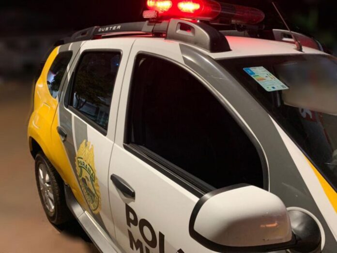 Mulher procurada pela Justiça é presa em bar na zona rural de Carambeí
