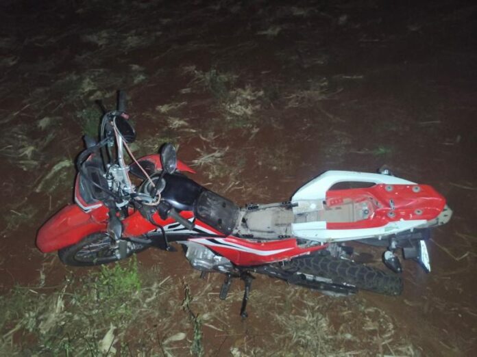 Mulher é transferida para Toledo após colisão entre moto e trator em Mercedes