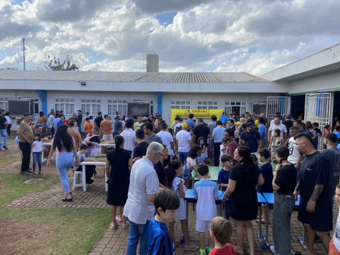 Escolas e creches de Maringá reúnem famílias em atividades do Dia dos Pais