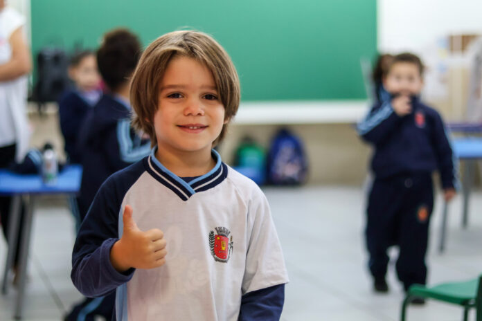 Prefeitura intensifica campanha para reduzir faltas nas escolas municipais