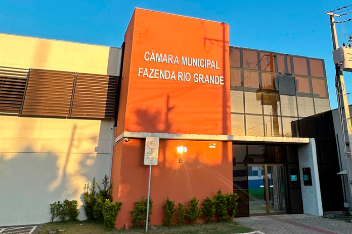 Câmara de Fazenda Rio Grande retoma atividades após recesso