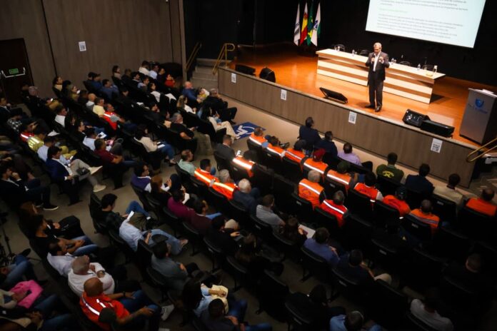 Maringá apresenta plano de cidades contra enchentes e tempestades