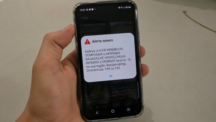 Defesa Civil alerta Castro para risco de temporais