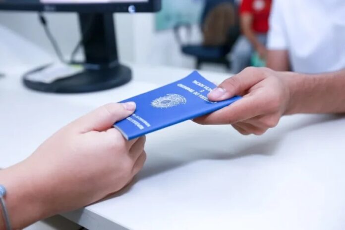 Foz do Iguaçu cria mais de mil empregos com carteira no primeiro semestre