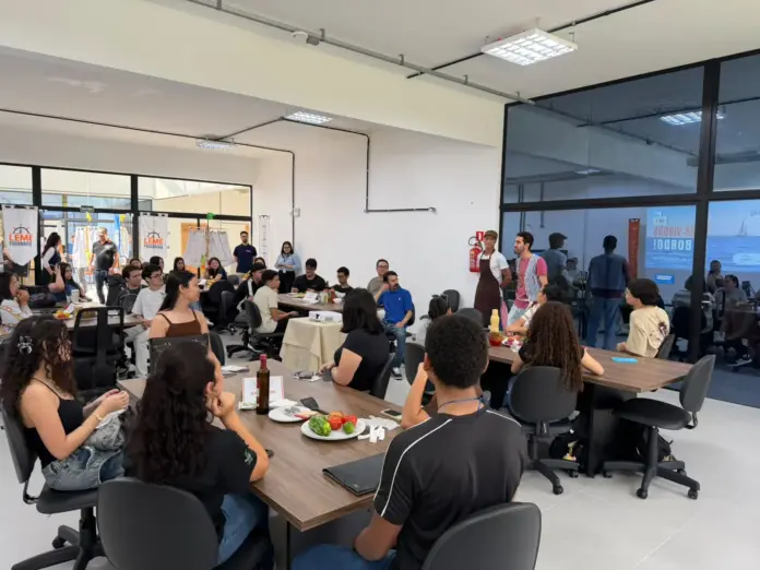 Projeto Leme abre capacitação gratuita para jovens trabalhar no porto