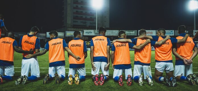 Azuriz avança na segunda divisão com vitória no Estádio Os Pioneiros