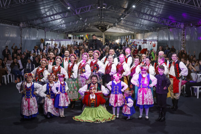 Polski Festiwal marca 150 anos de imigração polonesa em Araucária