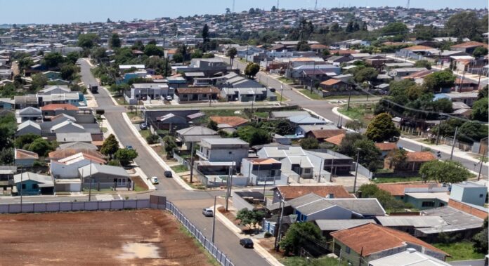 Los Angeles chama 270 famílias para regularizar posse de terreno
