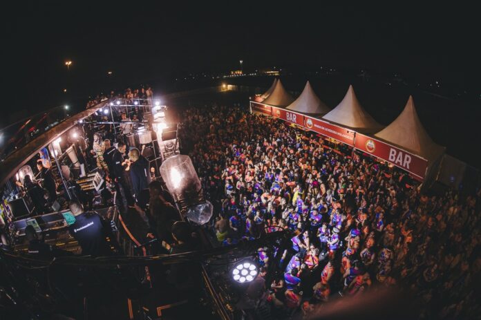 Parangolé se apresenta no Curitiba Folia 2026; veja o que rolará no evento