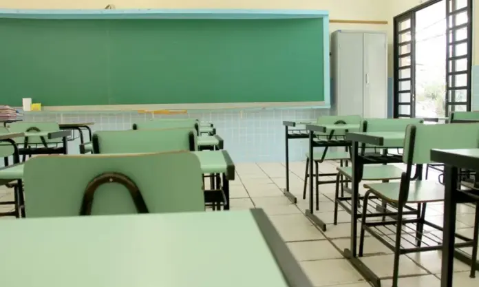 Mais de 2,9 mil professores se inscrevem em teste seletivo de Londrina