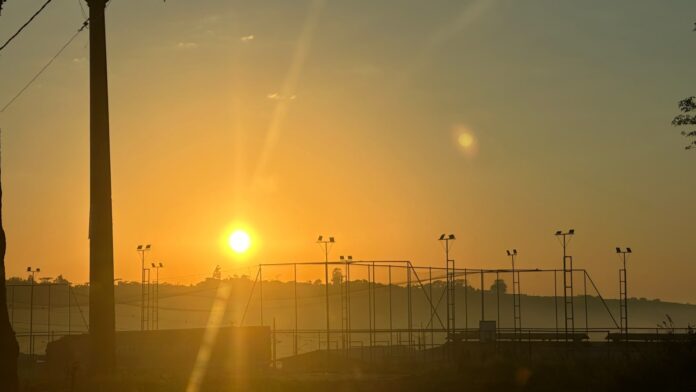 Terça de sol e nevoeiro em Castro com mínima de 15°C