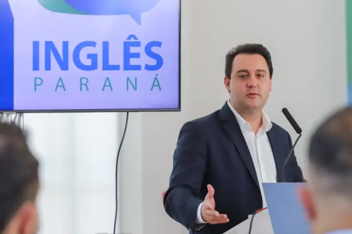 Primeira escola bilíngue do Paraná abre em setembro