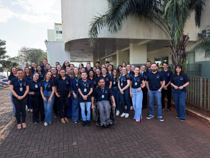 Hospital Municipal padroniza uniformes da administração e reforça identidade