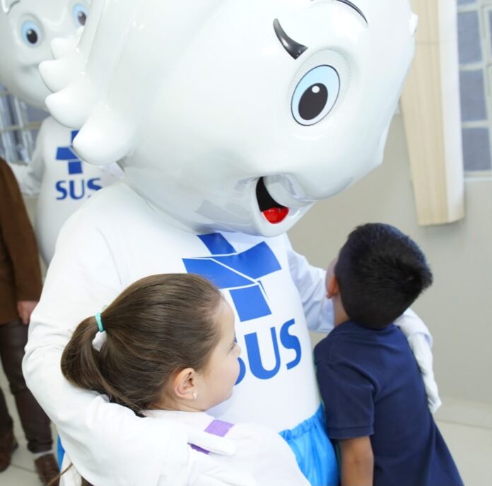 Dia D da Saúde de Colombo atende mais de 6 mil pessoas nas 25 unidades