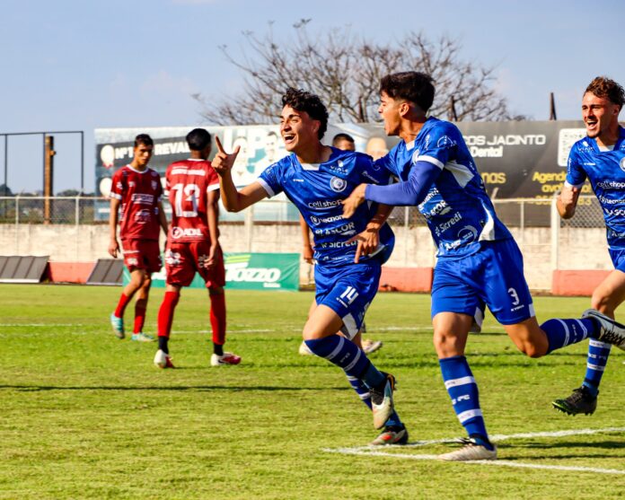 Foz do Iguaçu FC vence estreia na Copa Paraná Sub-20