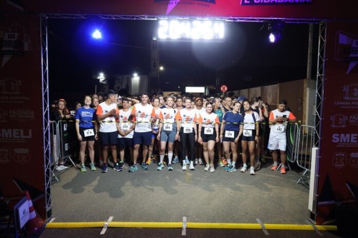 Corrida Noturna do Legislativo bate recorde de participantes em Fazenda Rio Grande
