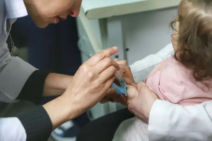 Paraná aplica 55 mil doses em primeira semana de campanha de vacinação