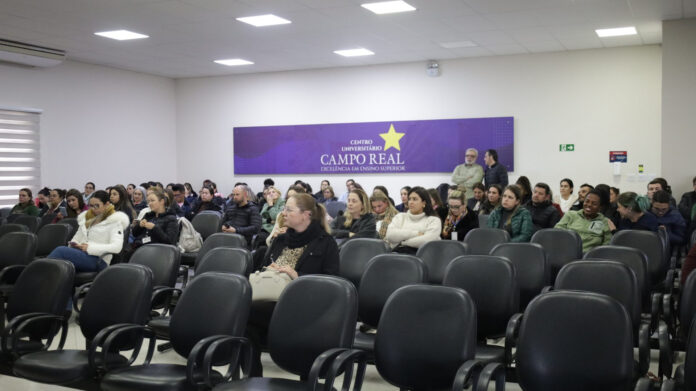 Enfermeiros de Guarapuava aprendem sobre vacinas contra infecções respiratórias