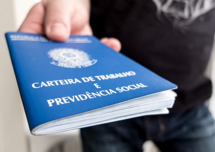 Terminal Vila Angélica recebe mutirão de emprego com entrevistas na hora