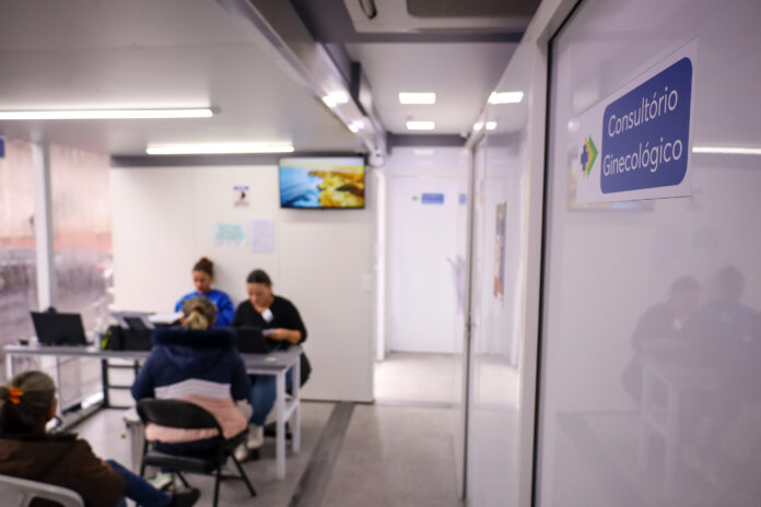 Carreta da Mulher atende quase 2 mil em Maringá e reduz fila de exames