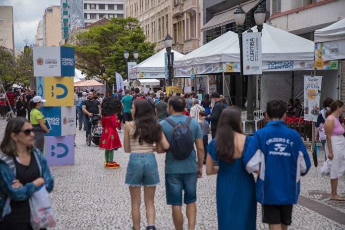 Domingo no Centro traz tema Pet com cultura, saúde e lazer neste fim de semana
