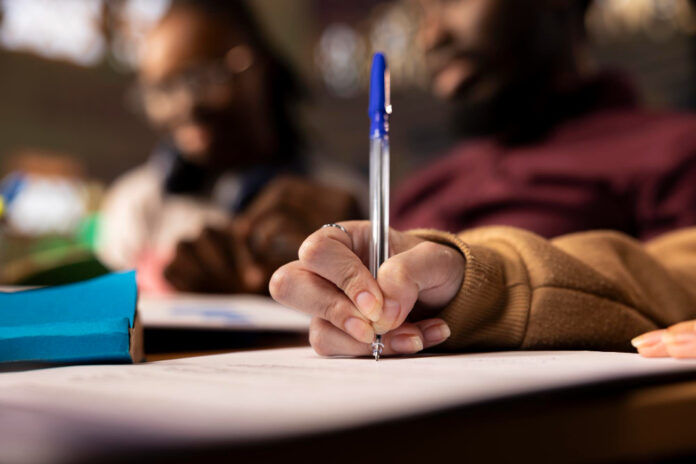 Unicentro abre 1.154 vagas no vestibular 2027 em 43 cursos diferentes
