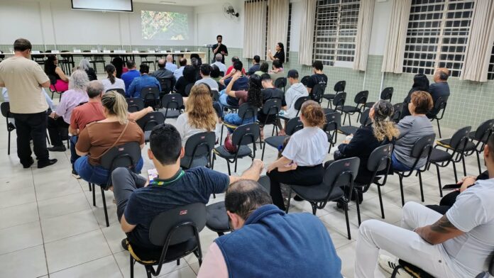 Moradores de Maringá definem usos do antigo prédio Kairós por formulário online