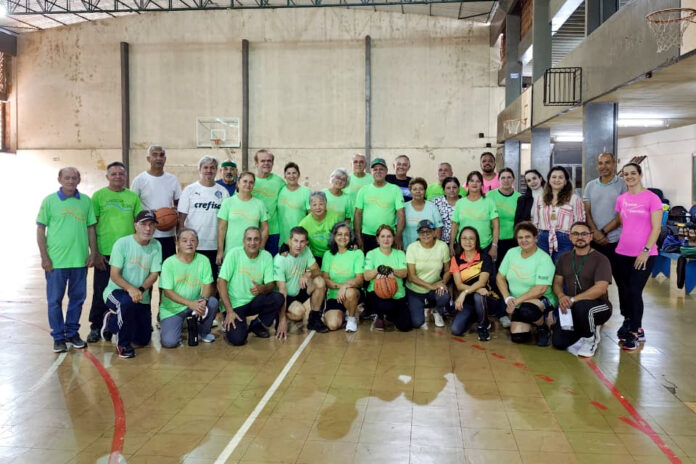 26 idosos de Londrina viajam para competir em Guaratuba neste fim de semana