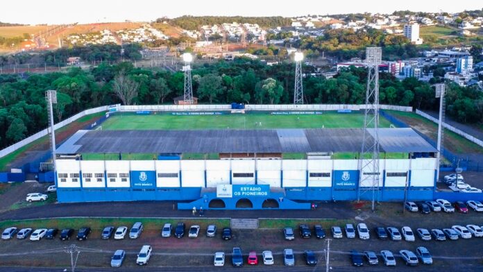Estádio Os Pioneiros recebe craques da Seleção Brasileira na Copa Umbro
