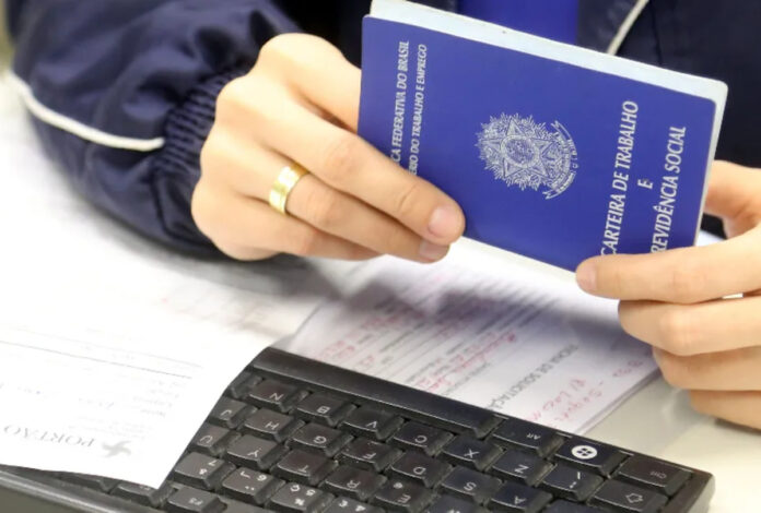 Feirão de Empregos abre mais de 3.600 vagas em Curitiba