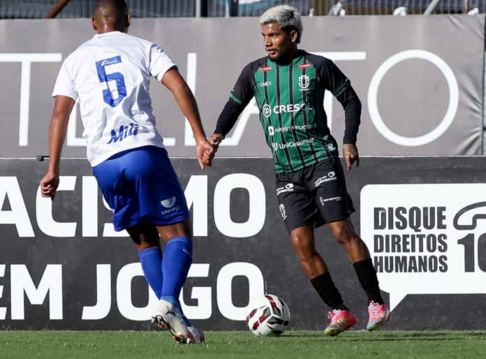 Maringá FC vira contra Barra e entra no G8 da Série C