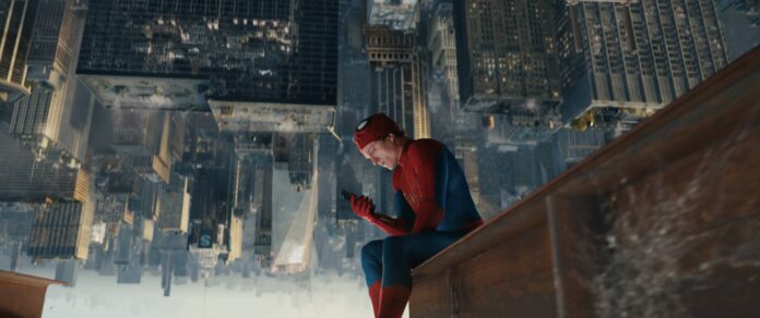 Homem-Aranha: Um novo dia ultrapassa US$ 2 bilhões e entra no top 8 de filmes mais lucrativos