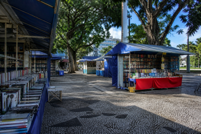 Feira Internacional do Livro de Foz do Iguaçu começa quinta com 80 atividades gratuitas