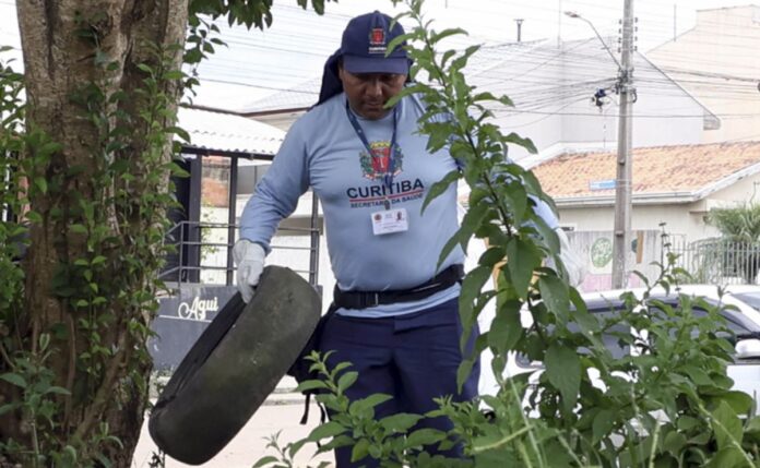 Saiba como identificar profissionais de saúde em visitas domiciliares em Curitiba