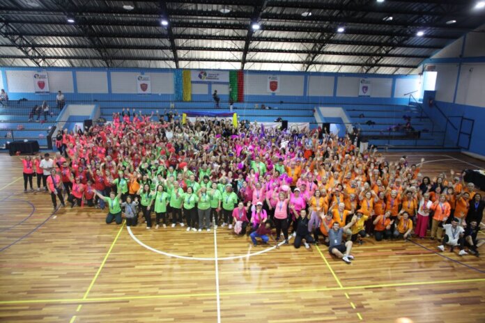 Mais de 300 participantes disputam a 13ª Semana dos Jogos da Ginástica em Pinhais