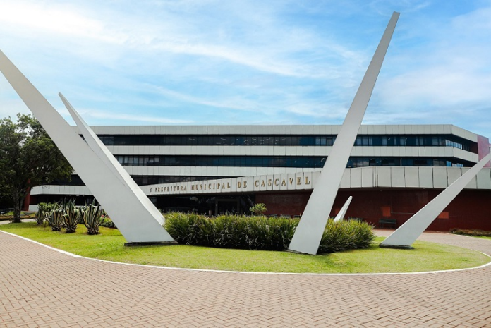 Cascavel notifica empresas com débitos antes do prazo do Simples Nacional