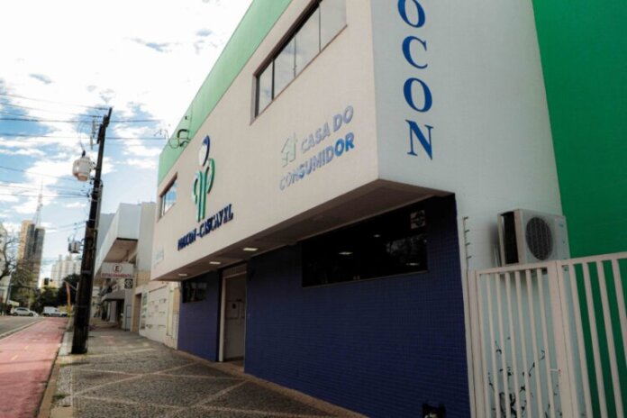 Compras de Dia dos Pais: Procon alerta para armadilhas e direitos do consumidor